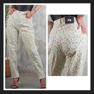 VERSACE JEANS COUTURE 1990s White Floral
Jeans